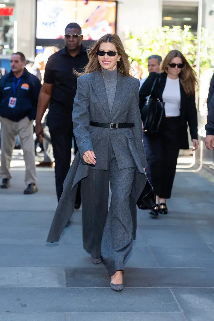 Jessica Biel wearing Chubby Billowy Hoops